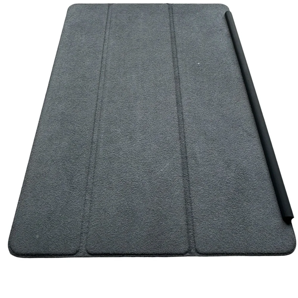 iPad Smart Cover in Grey. GUC